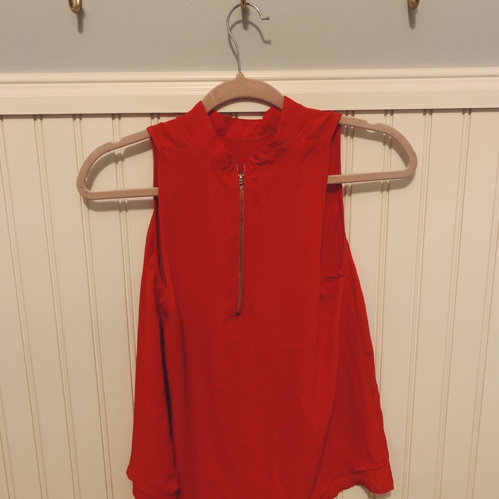 Red Turtle Neck Tank - Picture 2 of 2